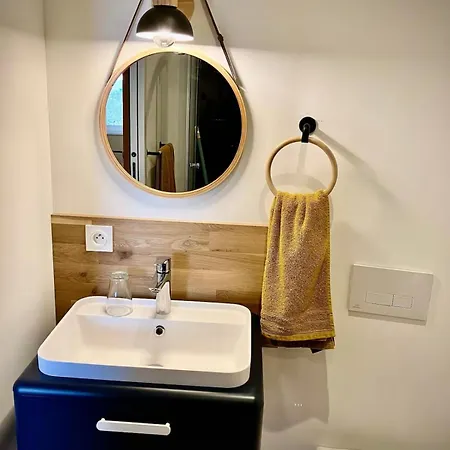 Proche Centre-ville * Laval